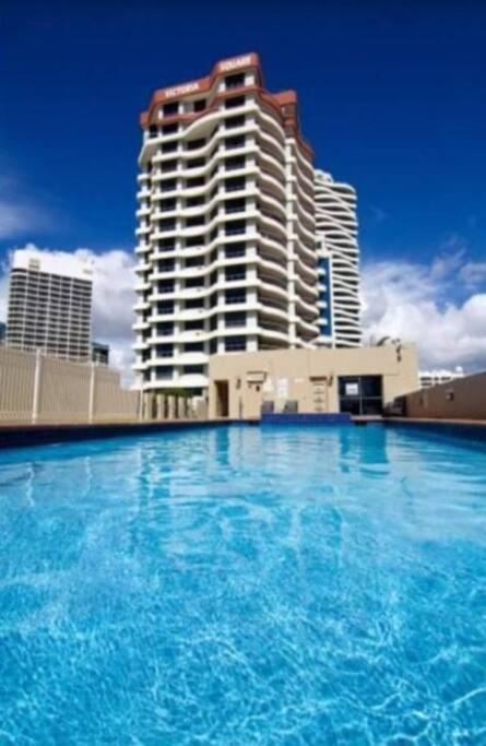 Broadbeach Victoria Square ゴールドコースト エクステリア 写真