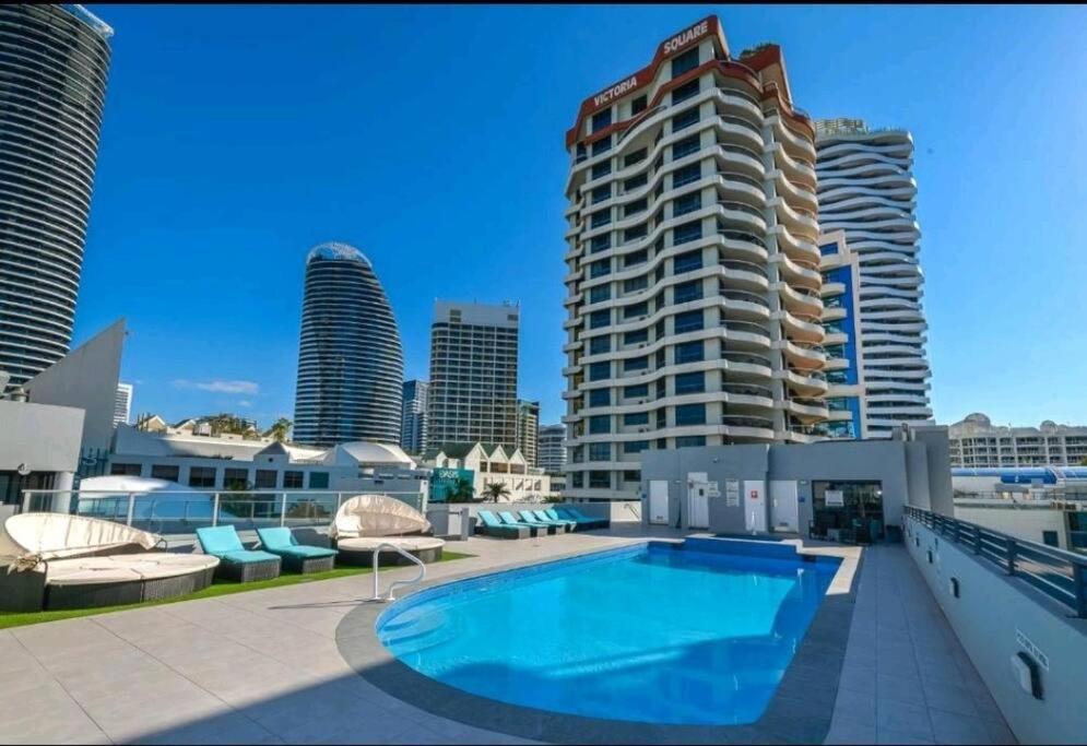 Broadbeach Victoria Square ゴールドコースト エクステリア 写真
